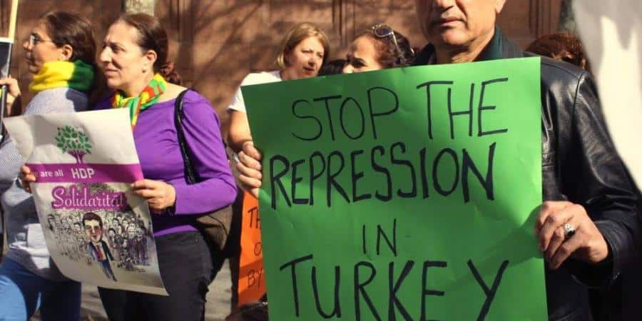 , Politique de gauche: Ne touchez pas au HDP en Turquie !