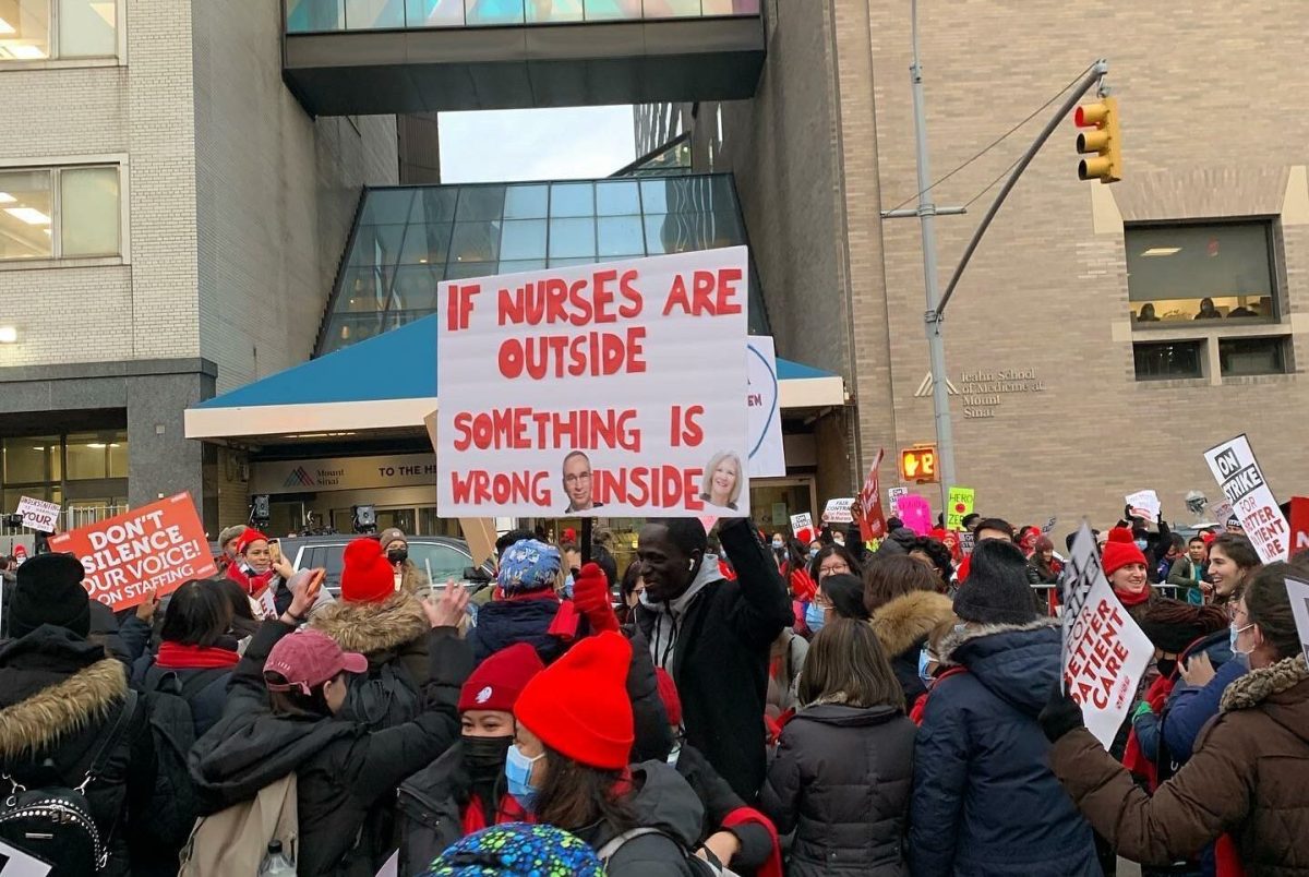 , Actu socialisme:  Des milliers d’infirmières de New York se préparent à faire la grève.  La classe ouvrière doit les soutenir.